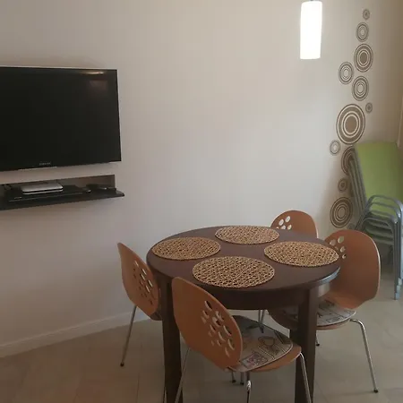 Rodzinny Dwupoziomowy Apartament Apartment *